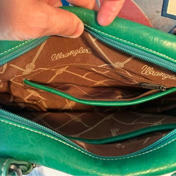 Wrangler Doctor Satchel Handbags Jet Elf Green - Picture 2 of 11